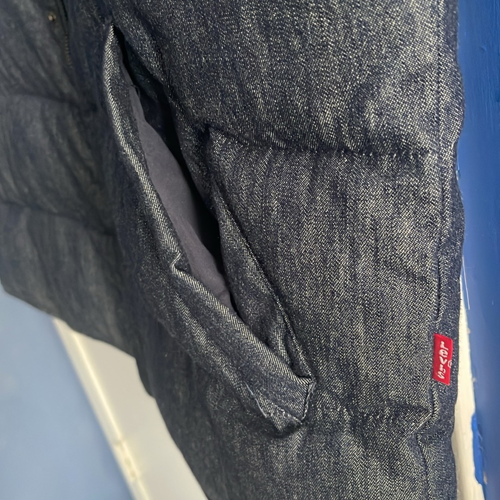 Levi Strauss & Co. Mens XL Full-Zip Vest - Picture 5 of 7